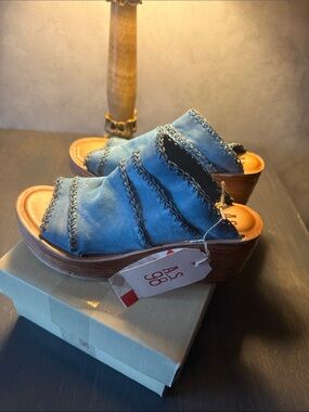 NWT - A.S.98 Denim Blue Leather Platform Mules